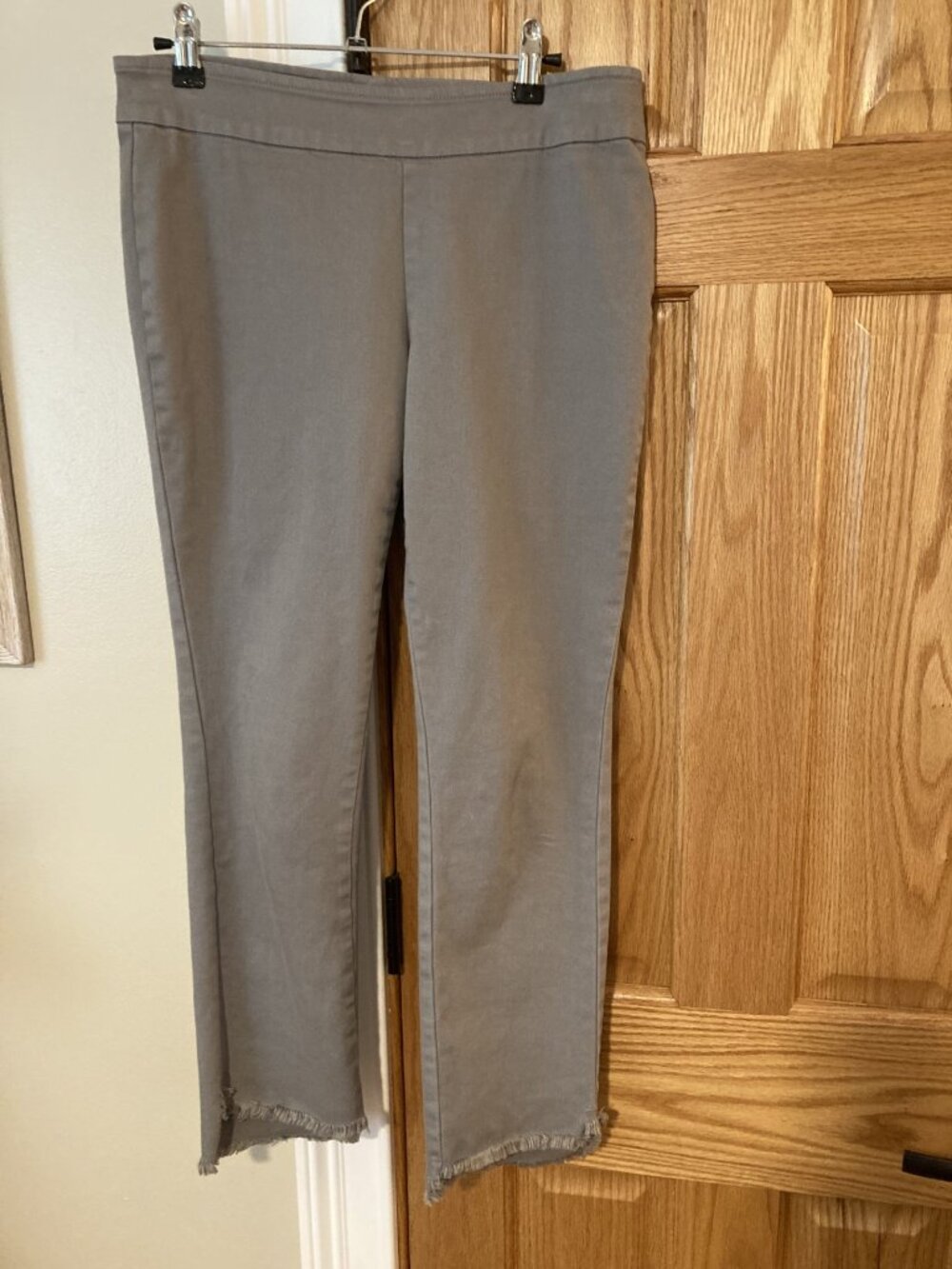 NIC+ZOE Denim Pant- step hem- size 4